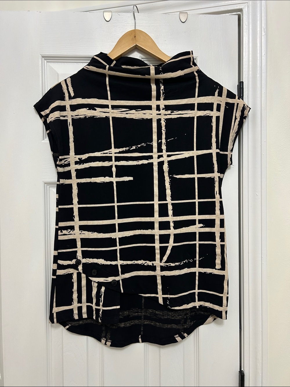 Tunic in Black and Cream